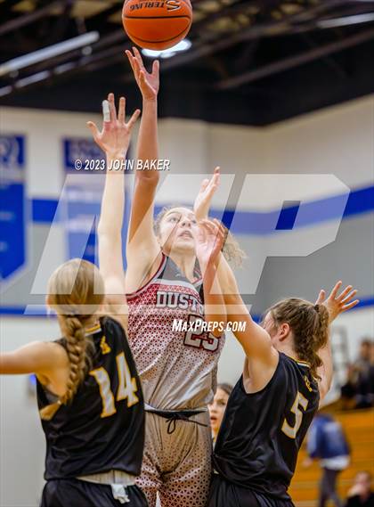 Thumbnail 1 in Galena vs. Dayton (Varsity Elite) photogallery.