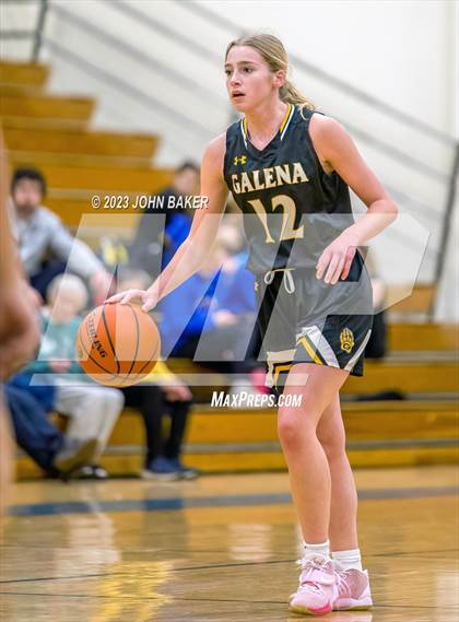 Thumbnail 1 in Galena vs. Dayton (Varsity Elite) photogallery.