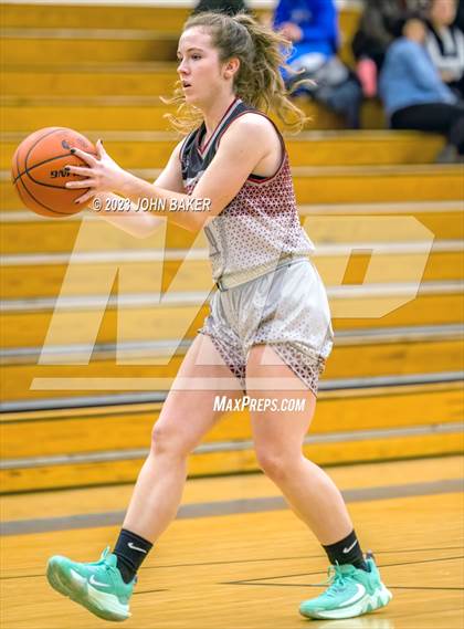 Thumbnail 1 in Galena vs. Dayton (Varsity Elite) photogallery.