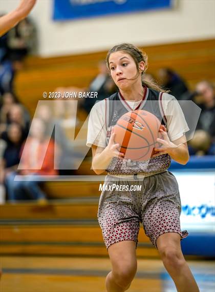 Thumbnail 1 in Galena vs. Dayton (Varsity Elite) photogallery.