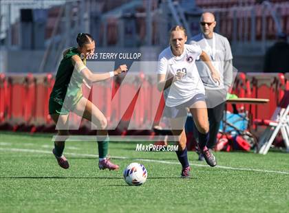 Thumbnail 1 in American Heritage vs. St. Joseph (UHSAA 2A Semi Final) photogallery.