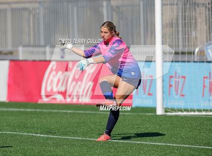 Thumbnail 2 in American Heritage vs. St. Joseph (UHSAA 2A Semi Final) photogallery.