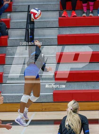 Thumbnail 3 in Mount Paran Christian vs. Lovett (GHSA Private Semifinal) photogallery.