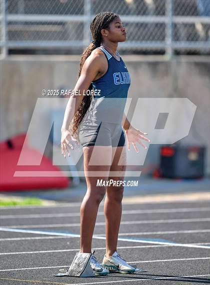 Thumbnail 3 in UIL 6A Track & Field Area 21&22 (400M) photogallery.