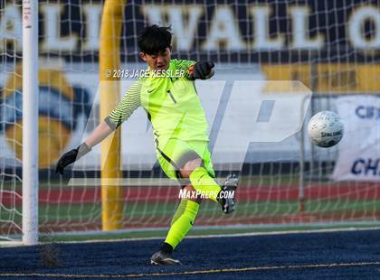 Thumbnail 1 in University vs. Villa Park (CIF SS D3 Final) photogallery.