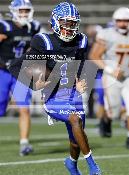 Thumbnail 3 in El Modena vs La Habra (CIF SS Division 4 Round 1) photogallery.