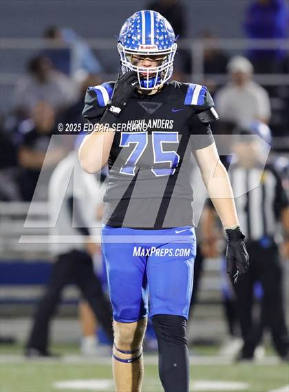 Thumbnail 2 in El Modena vs La Habra (CIF SS Division 4 Round 1) photogallery.