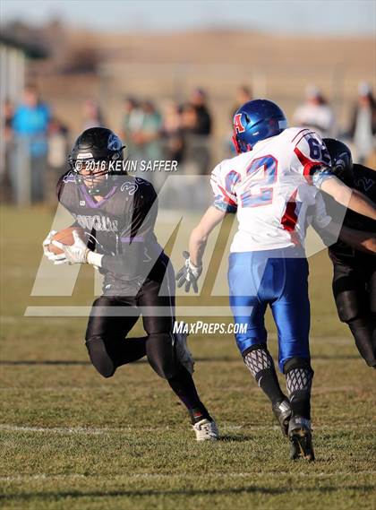 Thumbnail 3 in Akron @ Sedgwick County (CHSAA 8-Man Final) photogallery.