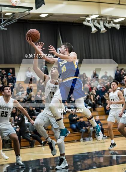 Thumbnail 2 in Serra @ Archbishop Mitty photogallery.