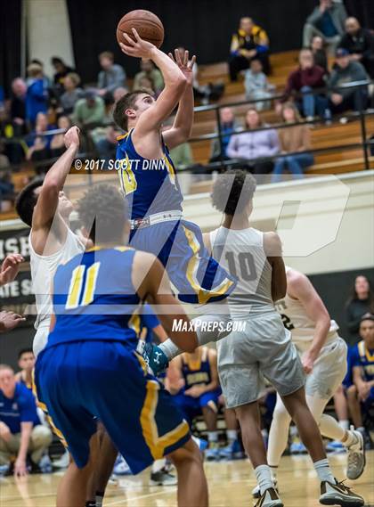Thumbnail 3 in Serra @ Archbishop Mitty photogallery.