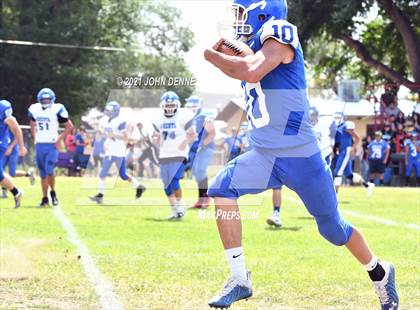Thumbnail 3 in Questa @ McCurdy photogallery.
