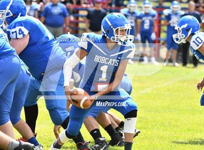 Thumbnail 3 in Questa @ McCurdy photogallery.