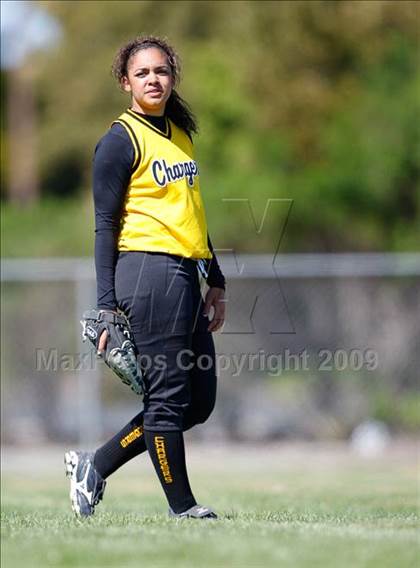 Thumbnail 3 in Wilcox vs. Oak Grove (Mission City Invitational) photogallery.