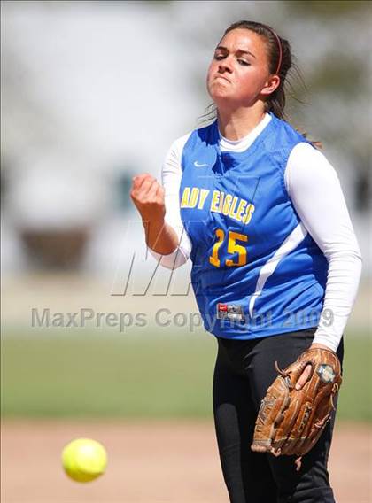 Thumbnail 3 in Wilcox vs. Oak Grove (Mission City Invitational) photogallery.