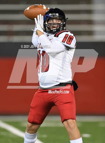 Thumbnail 2 in Salem @ Ursuline (OHSAA D4 Regional Quarterfinal) photogallery.