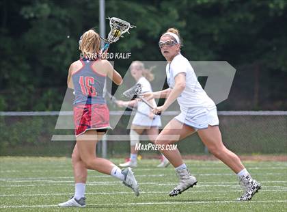 Thumbnail 3 in East Catholic vs. New Fairfield (CIAC Class S Final) photogallery.