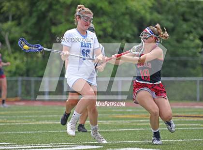 Thumbnail 3 in East Catholic vs. New Fairfield (CIAC Class S Final) photogallery.