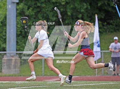 Thumbnail 3 in East Catholic vs. New Fairfield (CIAC Class S Final) photogallery.