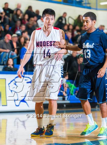 Thumbnail 2 in Bullard vs. Modesto Christian (Prep2Prep Tip-Off Classic) photogallery.