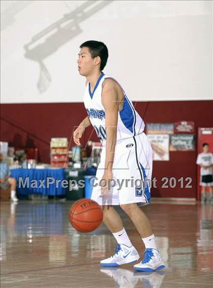Thumbnail 1 in El Camino vs. Dana Hills (MaxPreps Holiday Classic) photogallery.