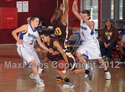 Thumbnail 2 in El Camino vs. Dana Hills (MaxPreps Holiday Classic) photogallery.
