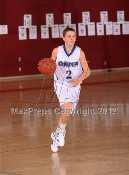 Thumbnail 1 in El Camino vs. Dana Hills (MaxPreps Holiday Classic) photogallery.