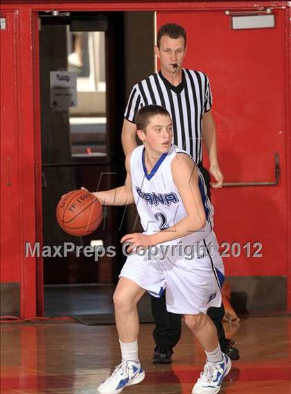 Thumbnail 1 in El Camino vs. Dana Hills (MaxPreps Holiday Classic) photogallery.