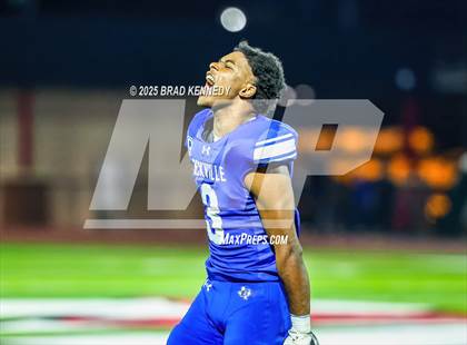 Thumbnail 1 in Beckville Vs Pewitt (UIL 2A D1 Football Bi-District) photogallery.