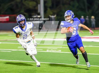 Thumbnail 3 in Beckville Vs Pewitt (UIL 2A D1 Football Bi-District) photogallery.