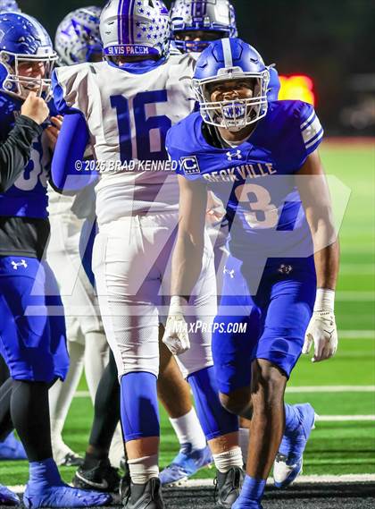 Thumbnail 3 in Beckville Vs Pewitt (UIL 2A D1 Football Bi-District) photogallery.