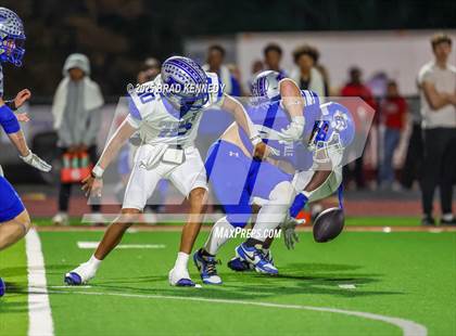 Thumbnail 3 in Beckville Vs Pewitt (UIL 2A D1 Football Bi-District) photogallery.