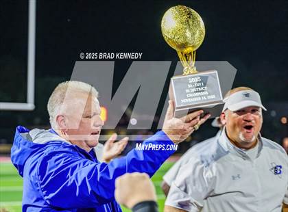 Thumbnail 2 in Beckville Vs Pewitt (UIL 2A D1 Football Bi-District) photogallery.