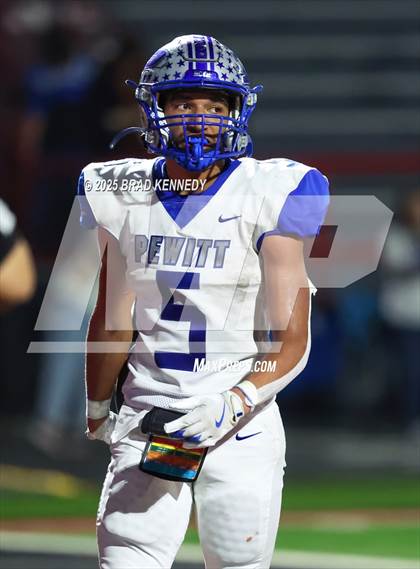 Thumbnail 1 in Beckville Vs Pewitt (UIL 2A D1 Football Bi-District) photogallery.