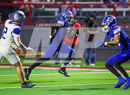 Thumbnail 1 in Beckville Vs Pewitt (UIL 2A D1 Football Bi-District) photogallery.
