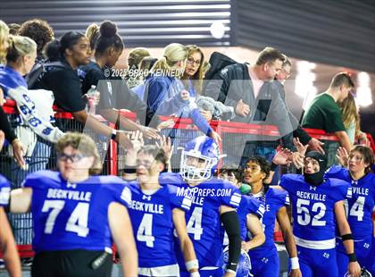 Thumbnail 1 in Beckville Vs Pewitt (UIL 2A D1 Football Bi-District) photogallery.