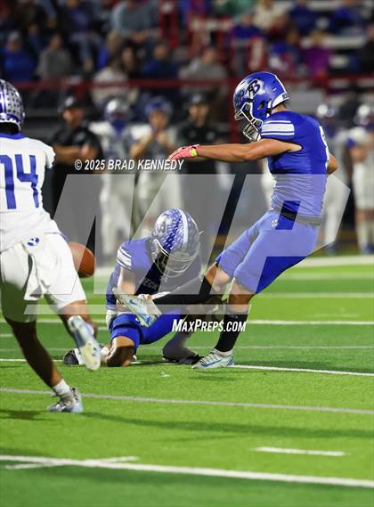 Thumbnail 1 in Beckville Vs Pewitt (UIL 2A D1 Football Bi-District) photogallery.