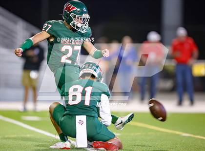 Thumbnail 3 in The Woodlands vs Oak Ridge photogallery.