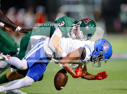 Thumbnail 3 in The Woodlands vs Oak Ridge photogallery.