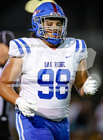 Thumbnail 2 in The Woodlands vs Oak Ridge photogallery.