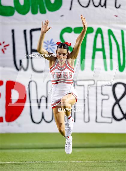 Thumbnail 3 in The Woodlands vs Oak Ridge photogallery.