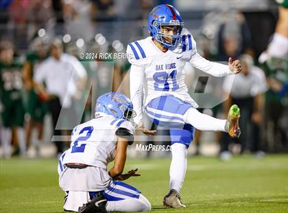 Thumbnail 2 in The Woodlands vs Oak Ridge photogallery.