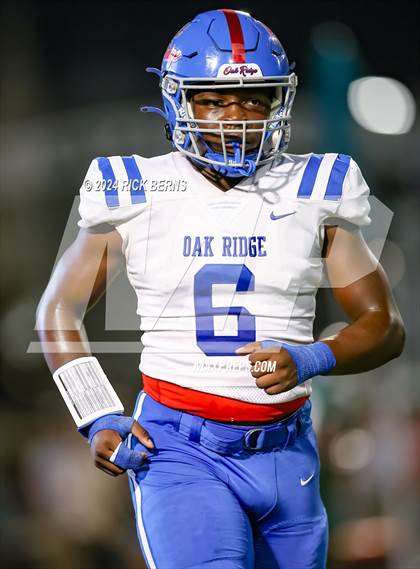Thumbnail 2 in The Woodlands vs Oak Ridge photogallery.