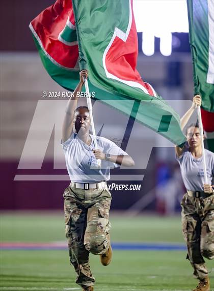 Thumbnail 3 in The Woodlands vs Oak Ridge photogallery.