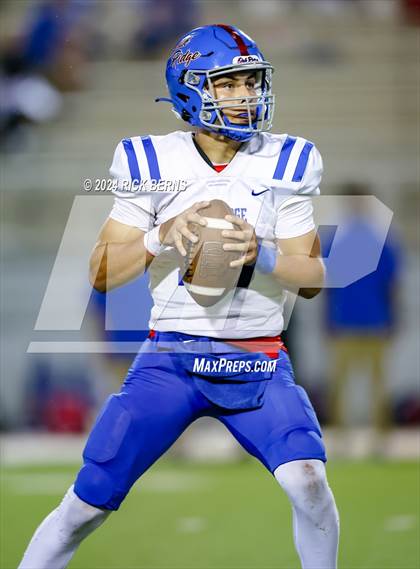 Thumbnail 3 in The Woodlands vs Oak Ridge photogallery.