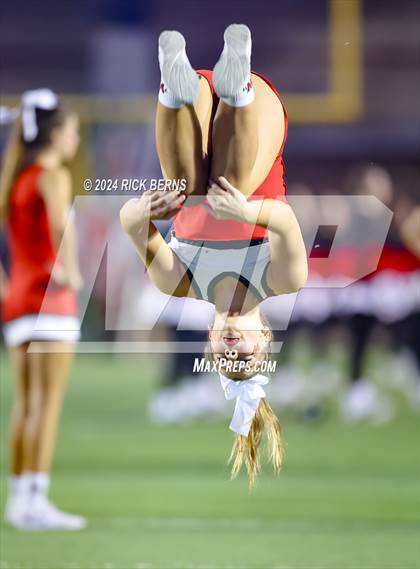 Thumbnail 1 in The Woodlands vs Oak Ridge photogallery.