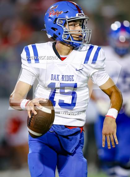 Thumbnail 1 in The Woodlands vs Oak Ridge photogallery.