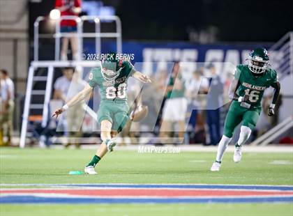 Thumbnail 1 in The Woodlands vs Oak Ridge photogallery.