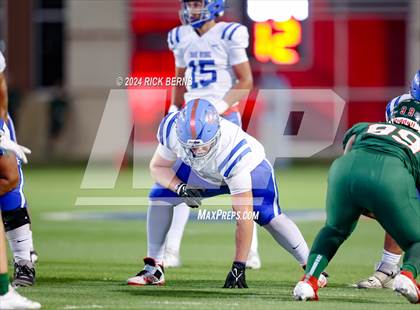 Thumbnail 1 in The Woodlands vs Oak Ridge photogallery.