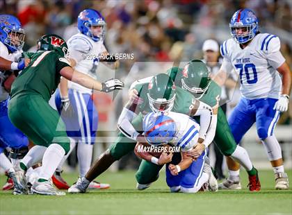 Thumbnail 3 in The Woodlands vs Oak Ridge photogallery.