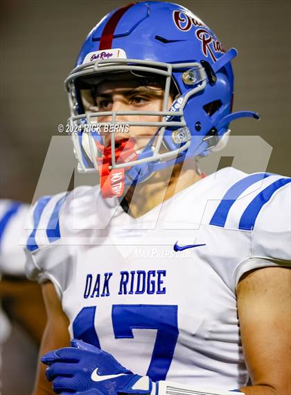 Thumbnail 2 in The Woodlands vs Oak Ridge photogallery.
